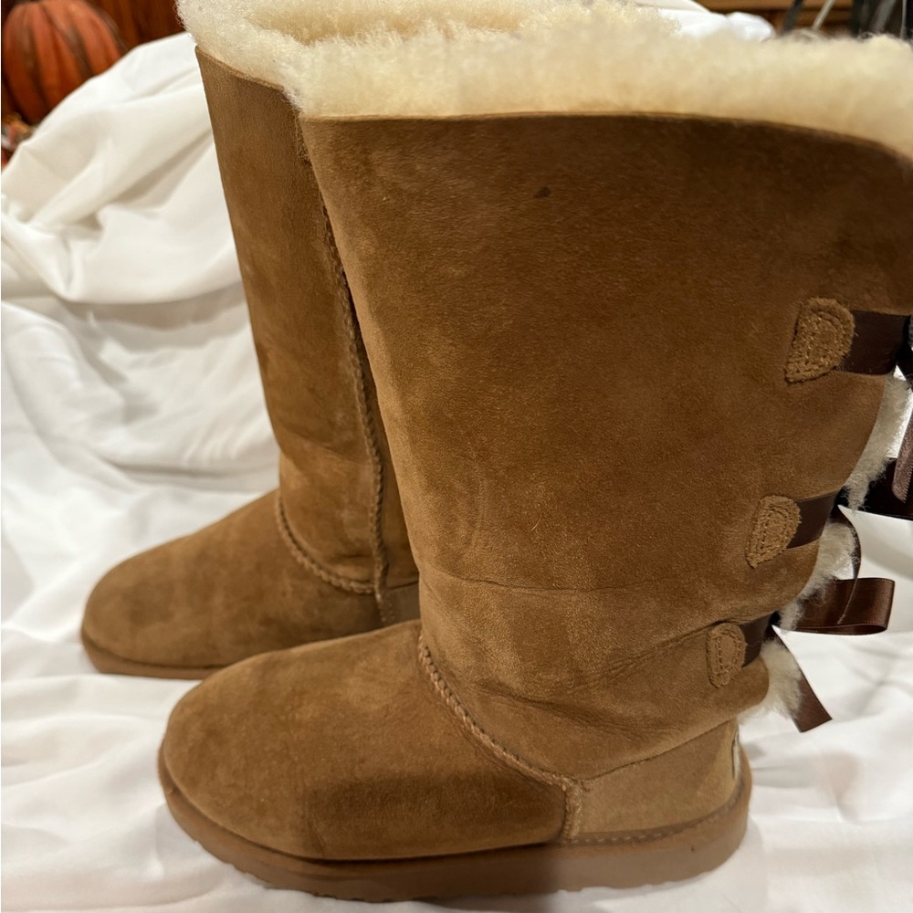 UGG Kids Boots in Tan with Cream Lining